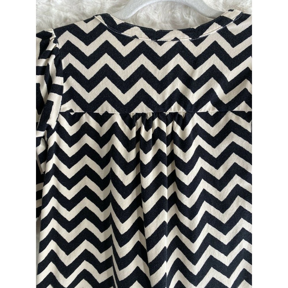 Tea Collection Top Size 8 Women black chevron - Picture 5 of 8